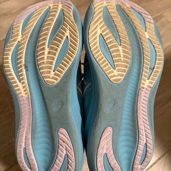 Asics Gel Nimbus 27 Blue - Women's size 8 B (Regular Width) - Picture 4 of 4